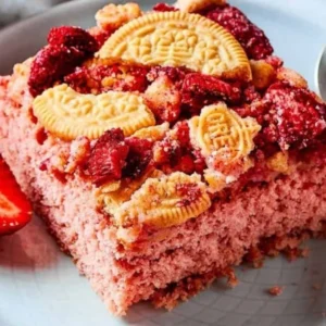 Strawberry Crunch Cake Recipes