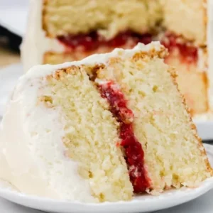 Vanilla Cake Recipe With Strawberries