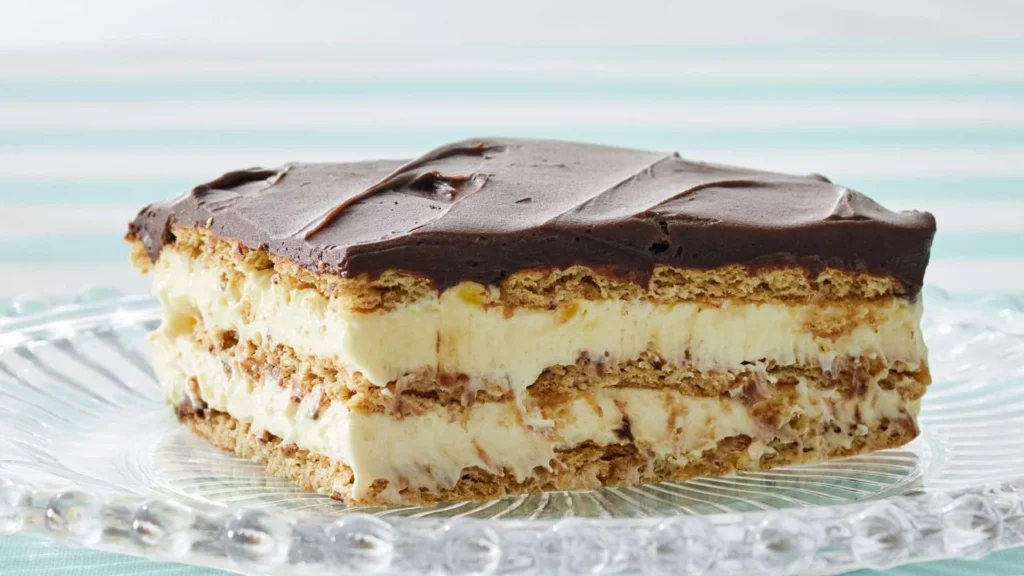 No-Bake Peanut Butter Éclair Cake