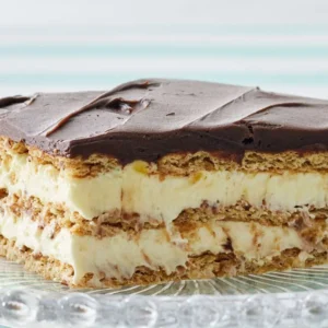 No-Bake Peanut Butter Éclair Cake