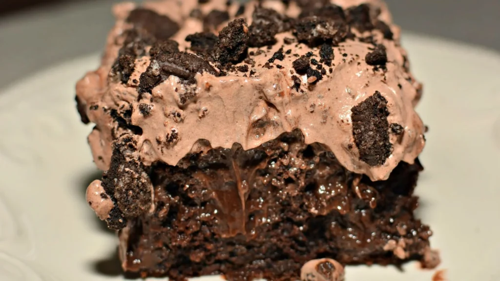 Peanut Butter Dirt Cake
